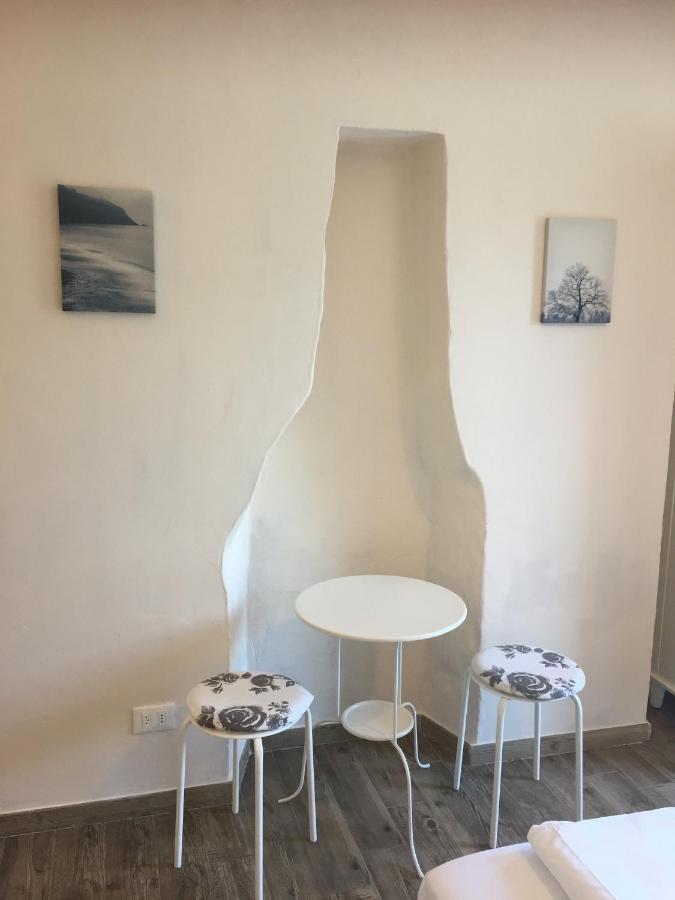 B&B Le Darsene 카노비오 외부 사진